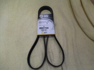 NAPA Serpentine V-Belt 25-080708
